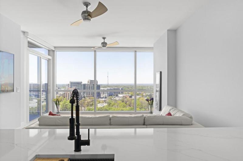 Image for property 3325 Piedmont Road 2203, Atlanta, GA 30305