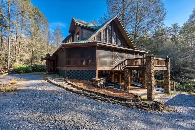 Image for property 139 Wall Street, Ellijay, GA 30540