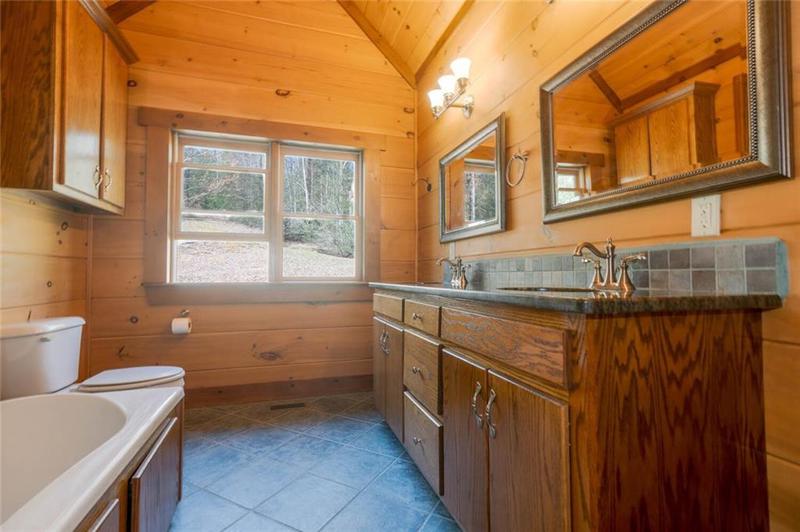 Image for property 139 Wall Street, Ellijay, GA 30540