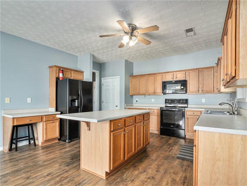 Image for property 1301 Crosswind Place, Mcdonough, GA 30252