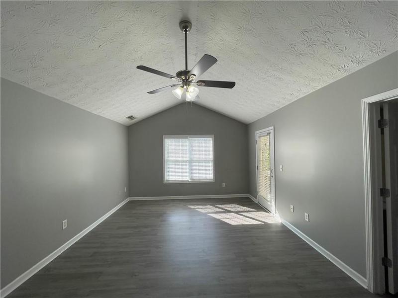 Image for property 2095 Manhattan Parkway, Decatur, GA 30035