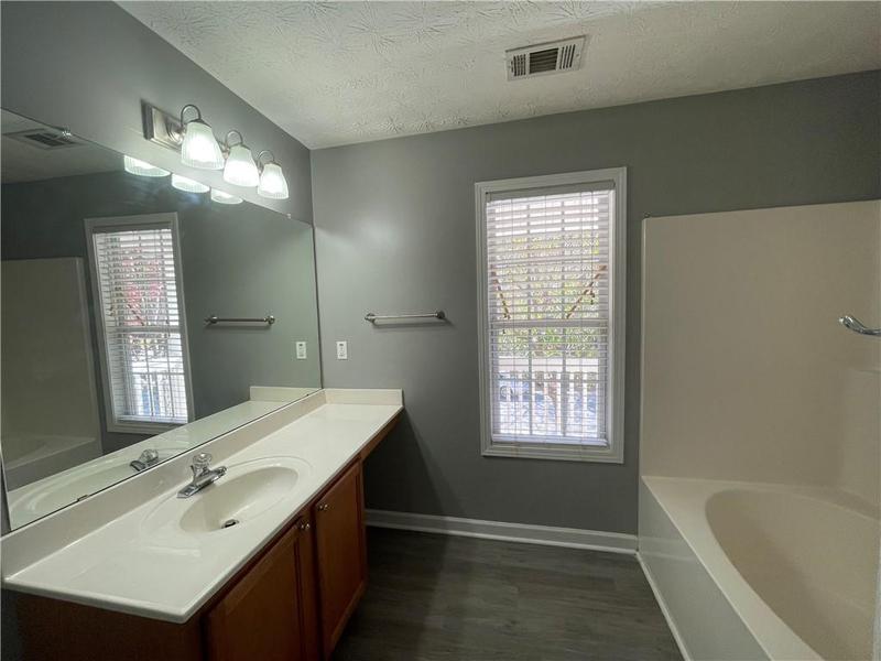 Image for property 2095 Manhattan Parkway, Decatur, GA 30035