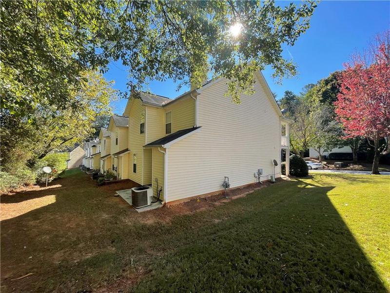Image for property 2095 Manhattan Parkway, Decatur, GA 30035