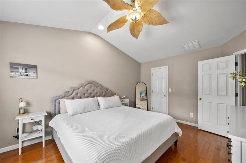Image for property 3542 CHATTAHOOCHEE SUMMIT Lane, Atlanta, GA 30339
