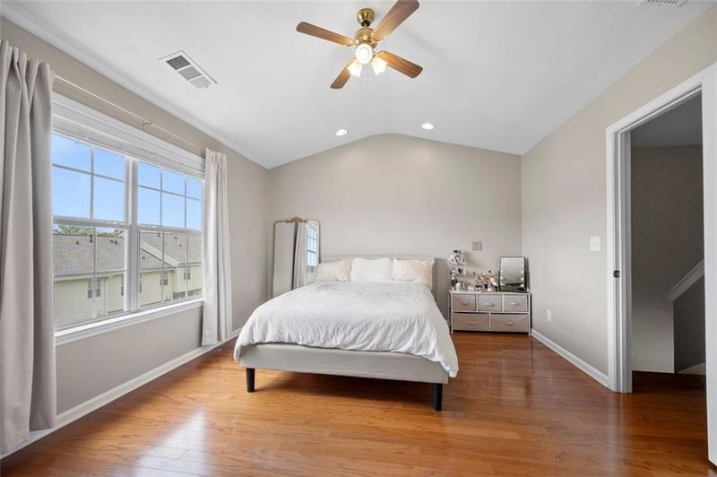 Image for property 3542 CHATTAHOOCHEE SUMMIT Lane, Atlanta, GA 30339