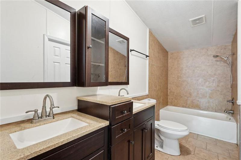 Image for property 135 April Trace, Dawsonville, GA 30534