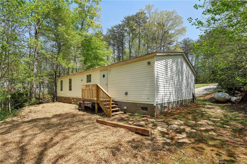 Image for property 135 April Trace, Dawsonville, GA 30534