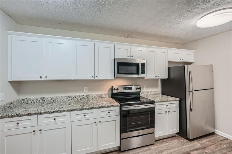 Image for property 443 Creekwood Pass, Dallas, GA 30157