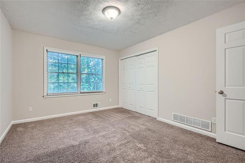 Image for property 443 Creekwood Pass, Dallas, GA 30157