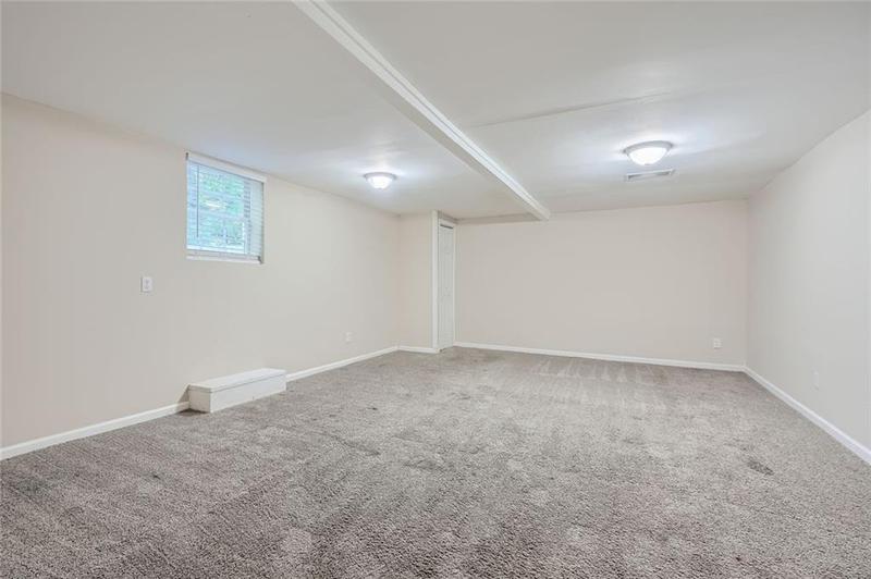 Image for property 443 Creekwood Pass, Dallas, GA 30157