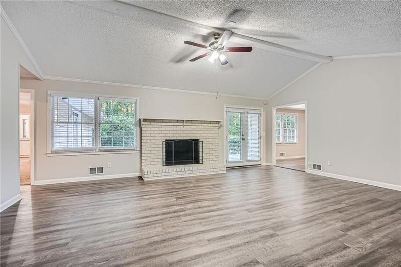 Image for property 443 Creekwood Pass, Dallas, GA 30157