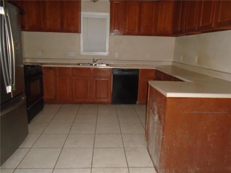 Image for property 3052 Highbury Trail, Atlanta, GA 30354