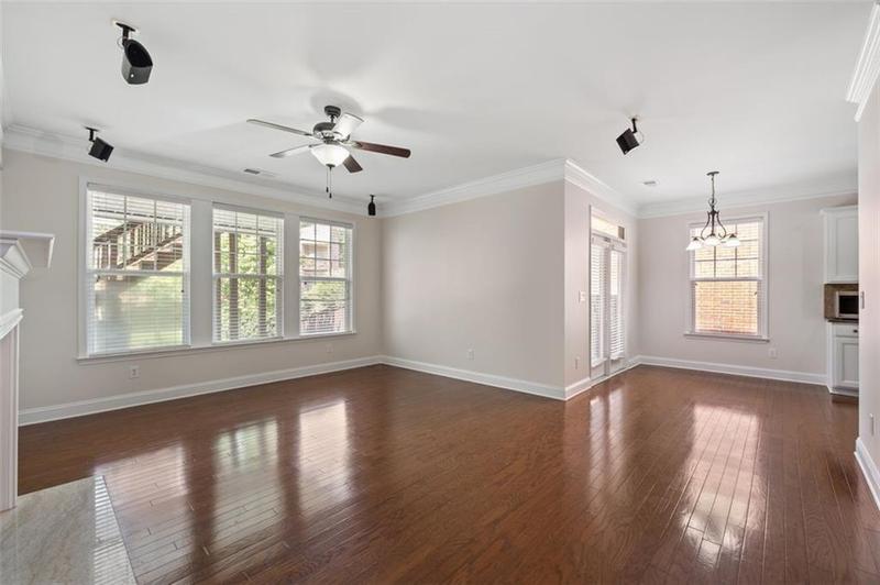Image for property 812 Autry Oak Court, Alpharetta, GA 30022