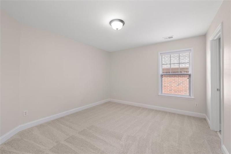 Image for property 812 Autry Oak Court, Alpharetta, GA 30022