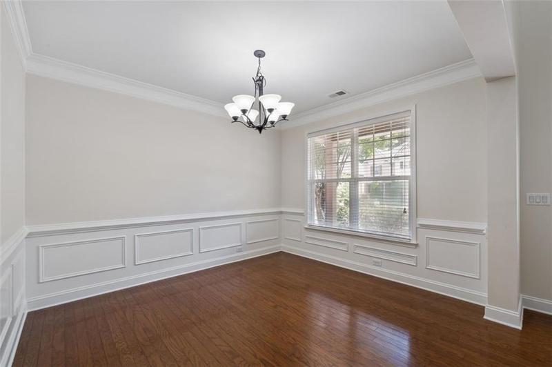 Image for property 812 Autry Oak Court, Alpharetta, GA 30022
