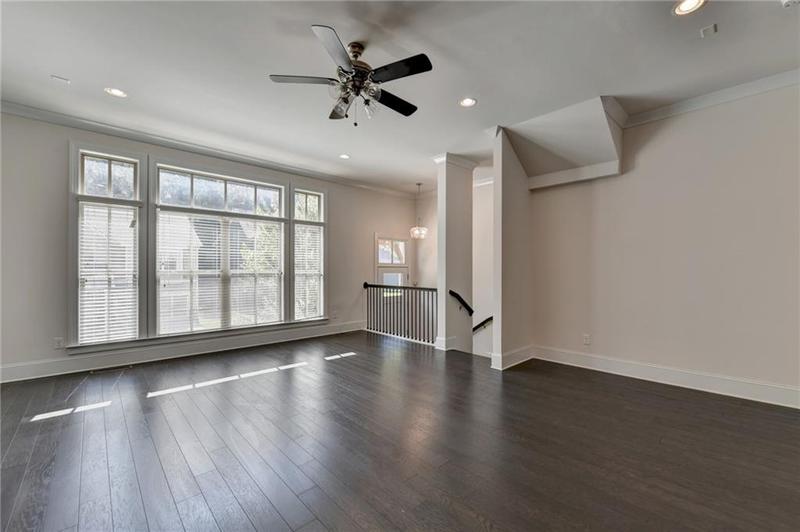 Image for property 614 Harrington Hills, Decatur, GA 30032