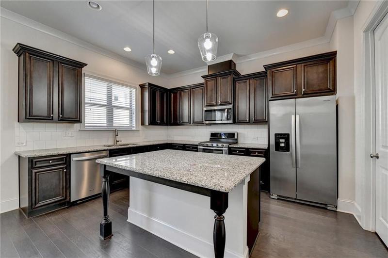 Image for property 614 Harrington Hills, Decatur, GA 30032