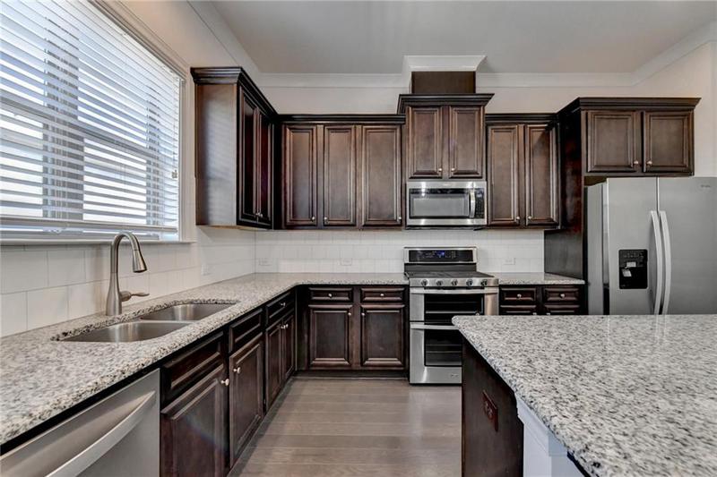 Image for property 614 Harrington Hills, Decatur, GA 30032