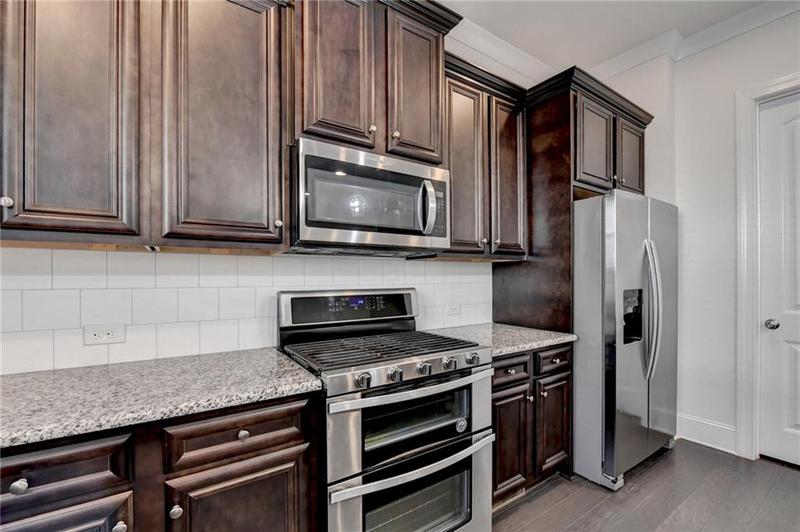 Image for property 614 Harrington Hills, Decatur, GA 30032