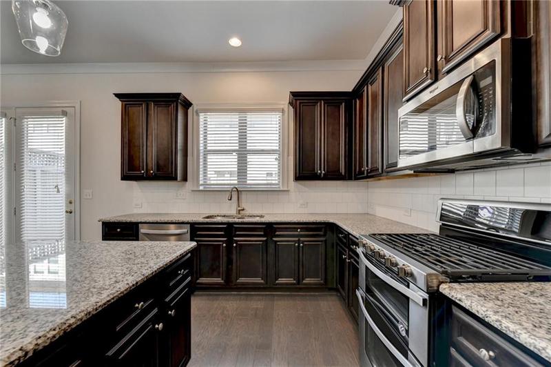 Image for property 614 Harrington Hills, Decatur, GA 30032