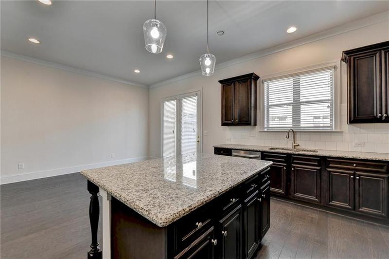 Image for property 614 Harrington Hills, Decatur, GA 30032