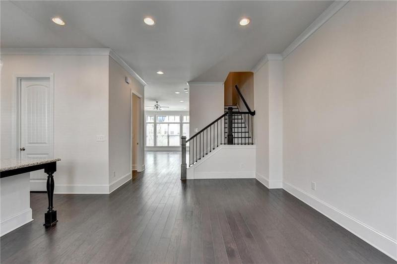 Image for property 614 Harrington Hills, Decatur, GA 30032
