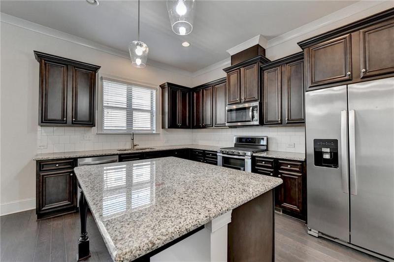 Image for property 614 Harrington Hills, Decatur, GA 30032