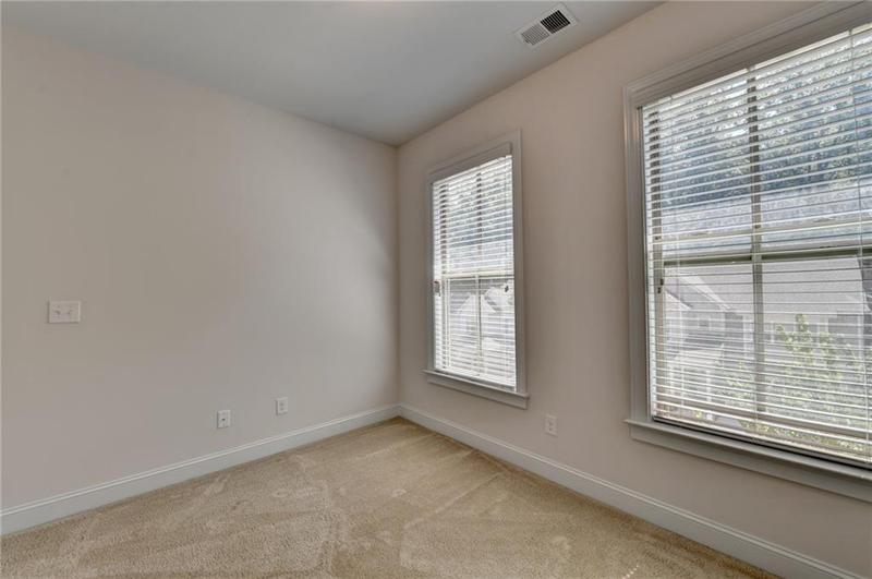 Image for property 614 Harrington Hills, Decatur, GA 30032