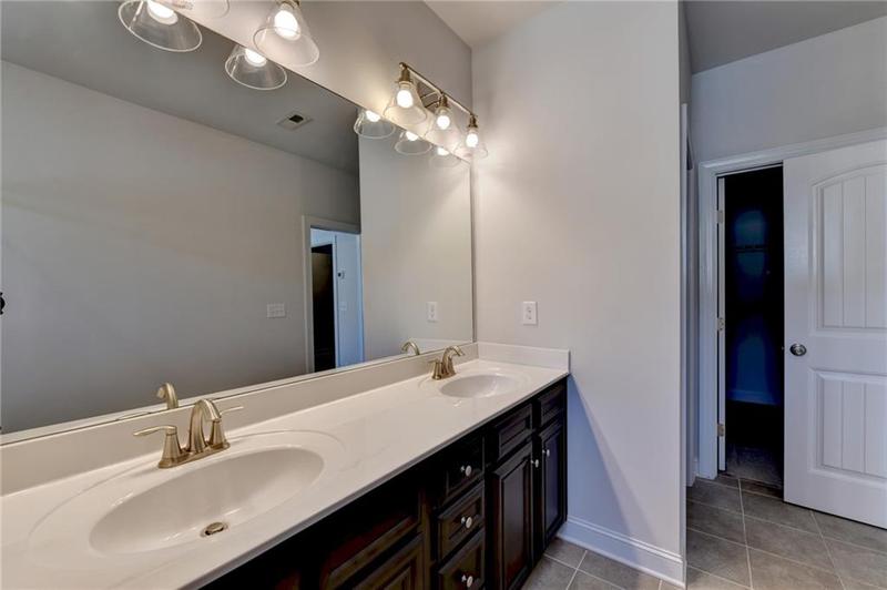 Image for property 614 Harrington Hills, Decatur, GA 30032