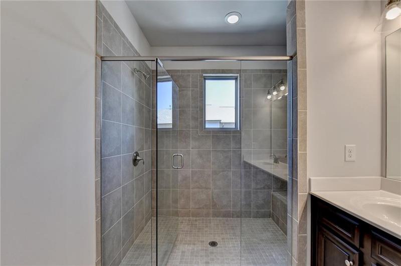 Image for property 614 Harrington Hills, Decatur, GA 30032