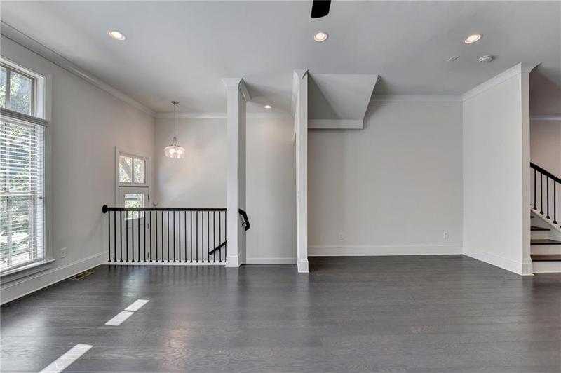 Image for property 614 Harrington Hills, Decatur, GA 30032