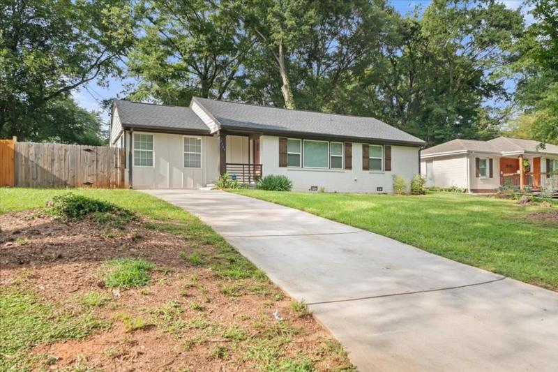 Image for property 2769 Glenvalley Drive, Decatur, GA 30032