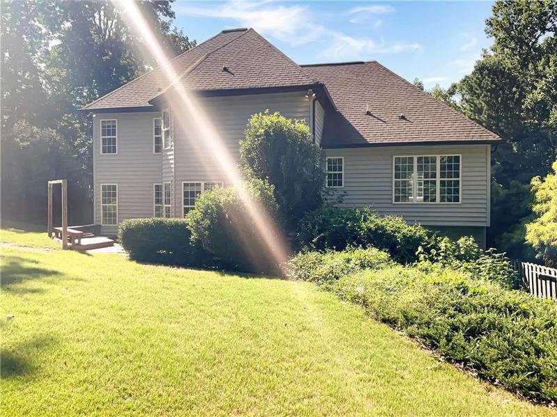 Image for property 305 Crest Pointe, Bremen, GA 30110