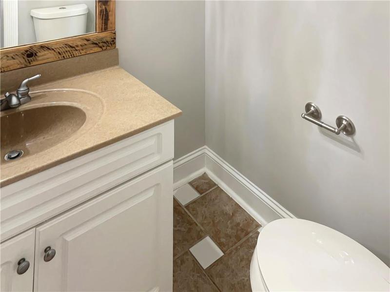 Image for property 305 Crest Pointe, Bremen, GA 30110