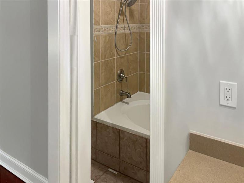 Image for property 305 Crest Pointe, Bremen, GA 30110