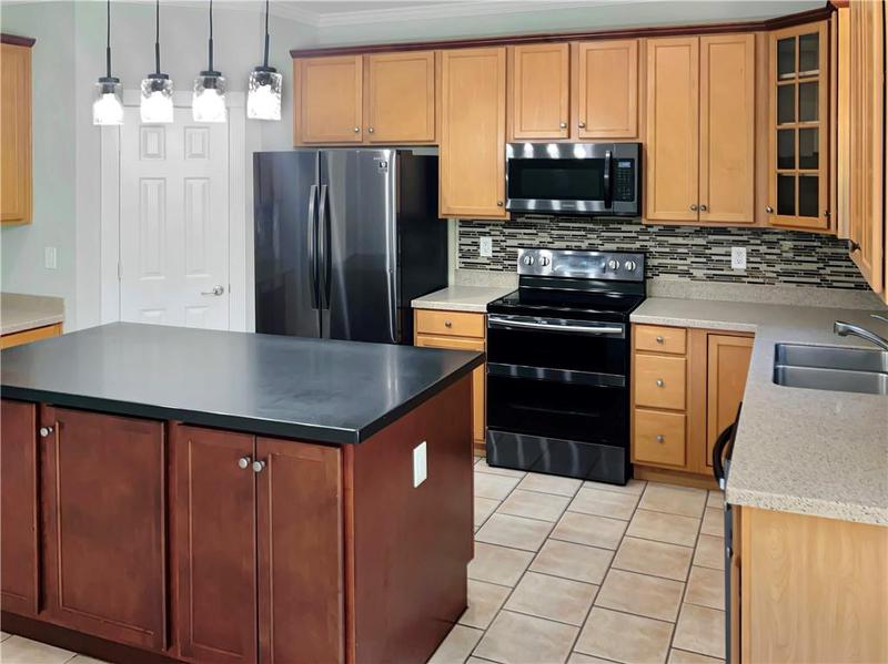 Image for property 305 Crest Pointe, Bremen, GA 30110