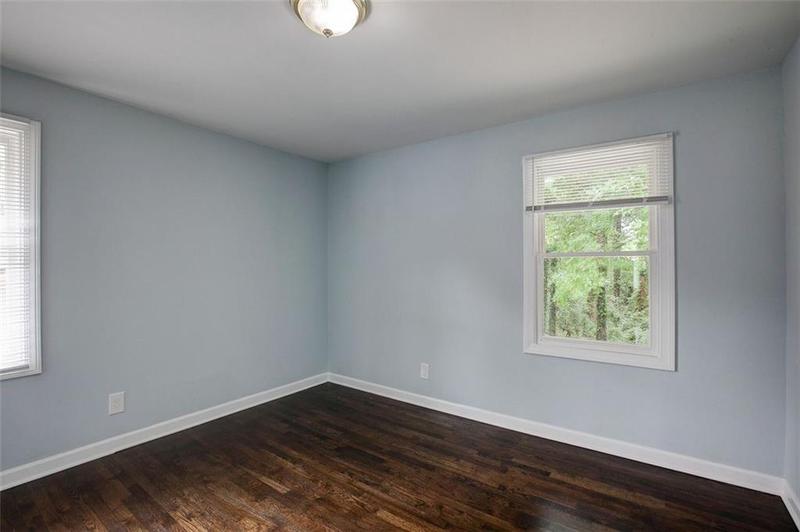 Image for property 690 GREEN ACRES Road, Smyrna, GA 30080