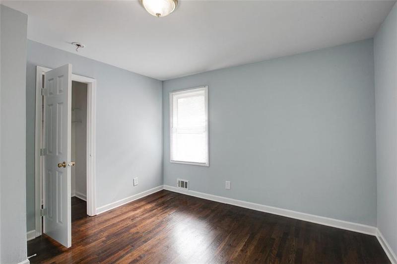 Image for property 690 GREEN ACRES Road, Smyrna, GA 30080
