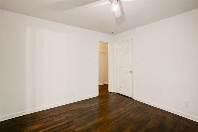 Image for property 690 GREEN ACRES Road, Smyrna, GA 30080