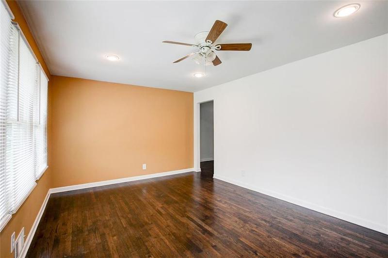Image for property 690 GREEN ACRES Road, Smyrna, GA 30080