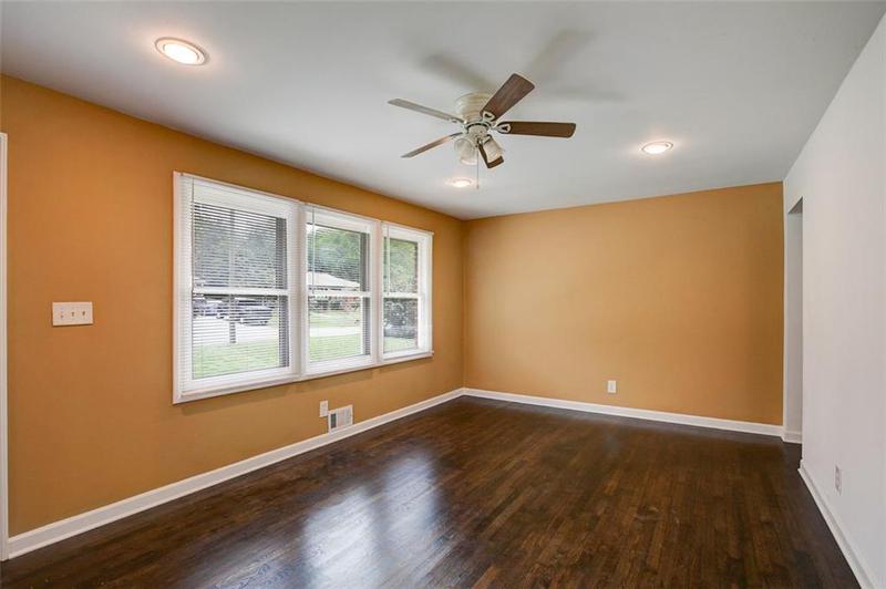 Image for property 690 GREEN ACRES Road, Smyrna, GA 30080