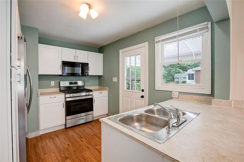 Image for property 690 GREEN ACRES Road, Smyrna, GA 30080
