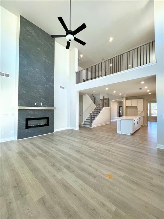 Image for property 735 Crossroad Court, Powder Springs, GA 30127