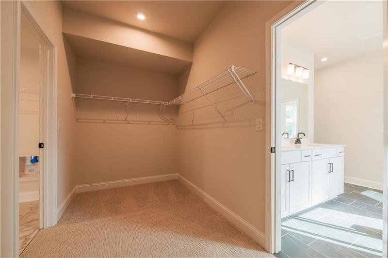 Image for property 735 Crossroad Court, Powder Springs, GA 30127
