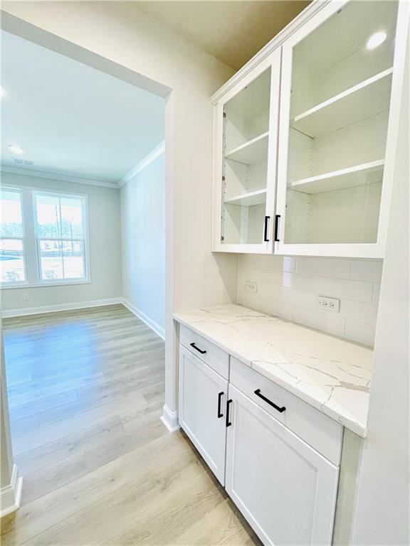 Image for property 735 Crossroad Court, Powder Springs, GA 30127