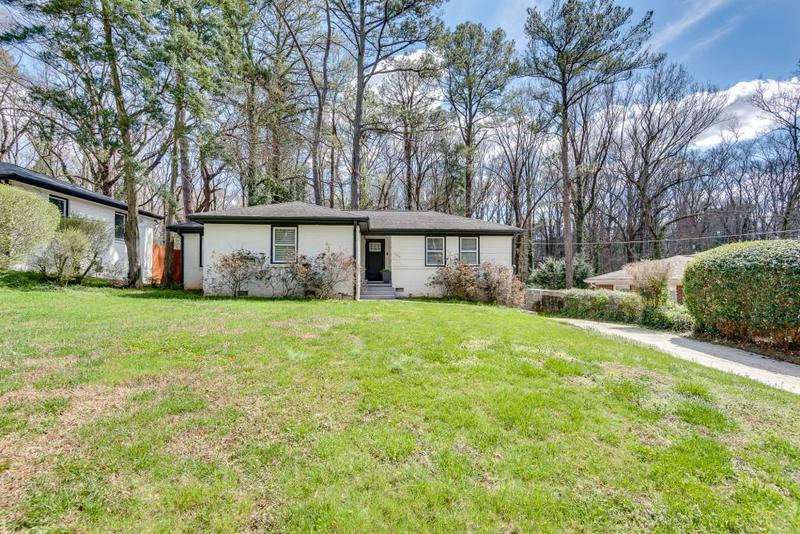 Image for property 2740 Rollingwood Lane, Atlanta, GA 30316