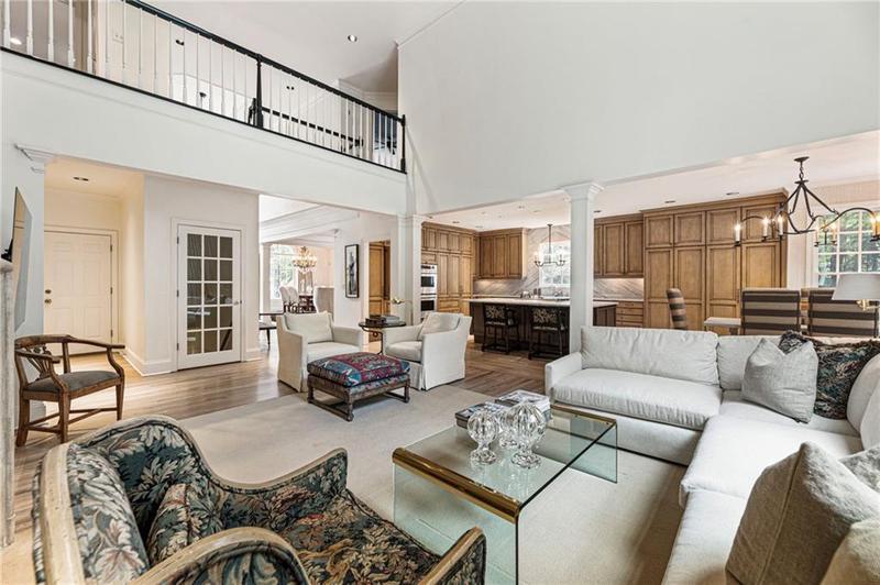 Image for property 140 Old Sandhurst Landing, Alpharetta, GA 30022