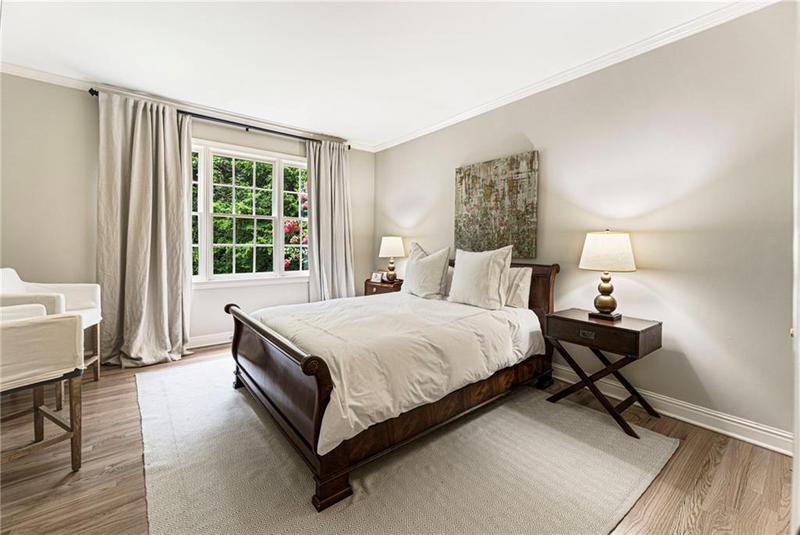 Image for property 140 Old Sandhurst Landing, Alpharetta, GA 30022