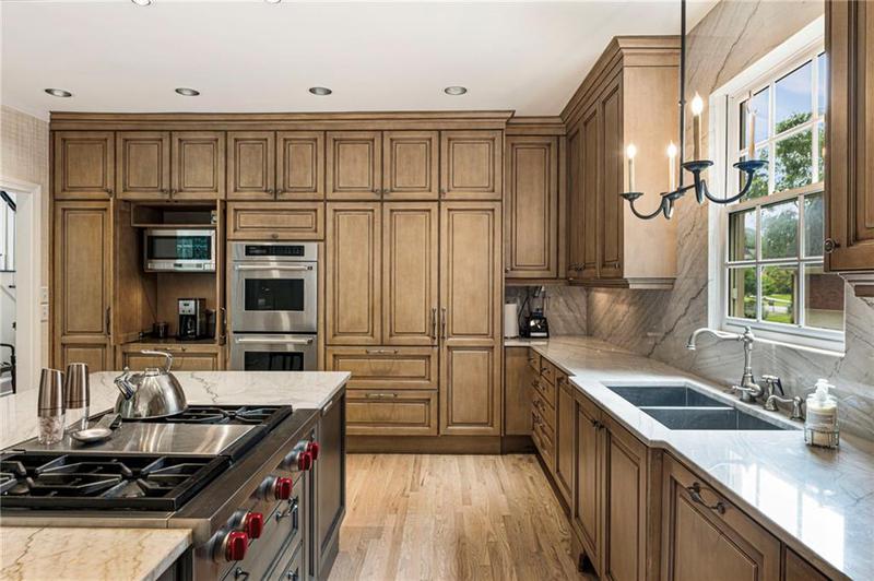 Image for property 140 Old Sandhurst Landing, Alpharetta, GA 30022