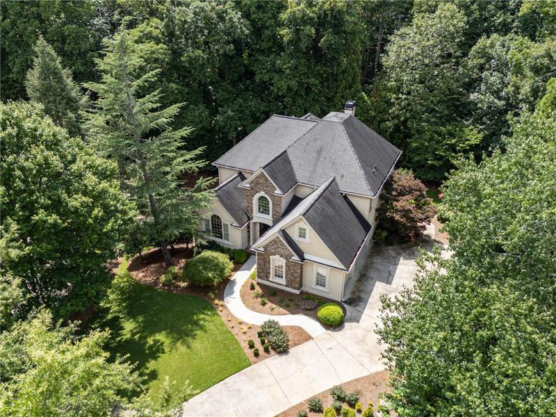 Image for property 140 Old Sandhurst Landing, Alpharetta, GA 30022